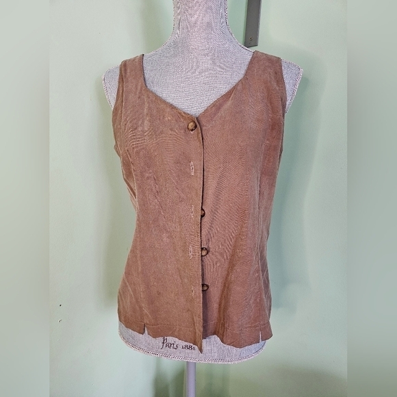SOLILOQUY Tops - SOLILOQUY 100% silk button-up brown vest women's small